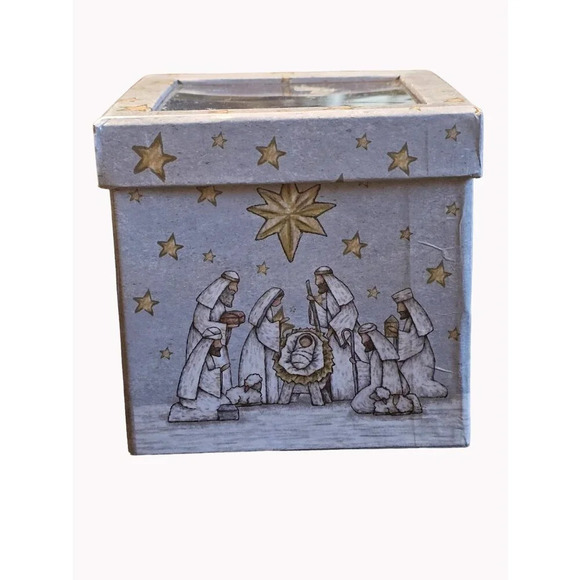 Pair of Burton + Burton Ball Ornaments Tina Wenke Nativity Oh Holy Night In Box - Picture 12 of 13